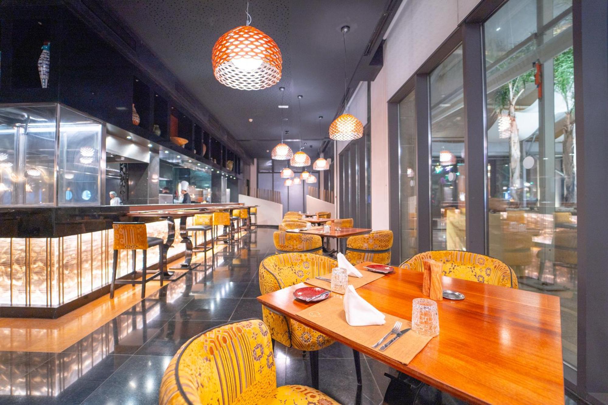 فندق موفينبيك دو لاك تونس المظهر الخارجي الصورة The interior of the restaurant